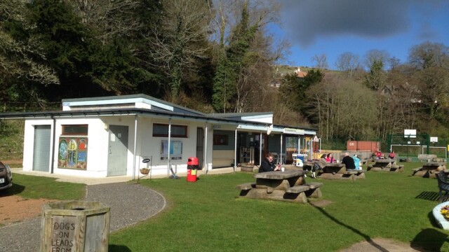 ...once we had our well-deserved breakfast. Rosemarkie Bay Beach Café is now open and ready to serve you a ‘Tubback’...